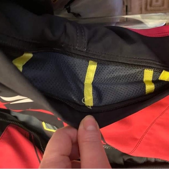 Icon Women Motorcycle Jacket Equipped with D3O Impact Protection - Picture 9 of 10